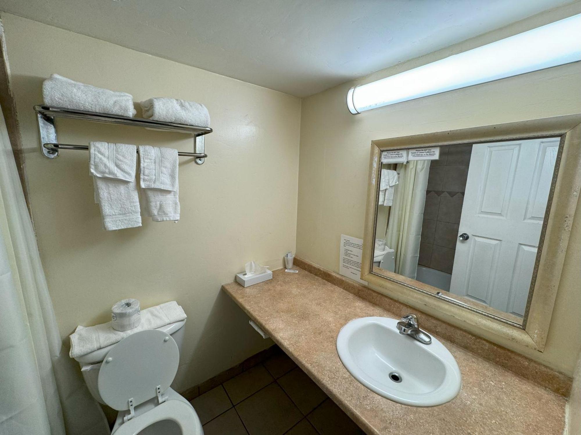Big Chile Inn & Suites 라스크루시스 외부 사진