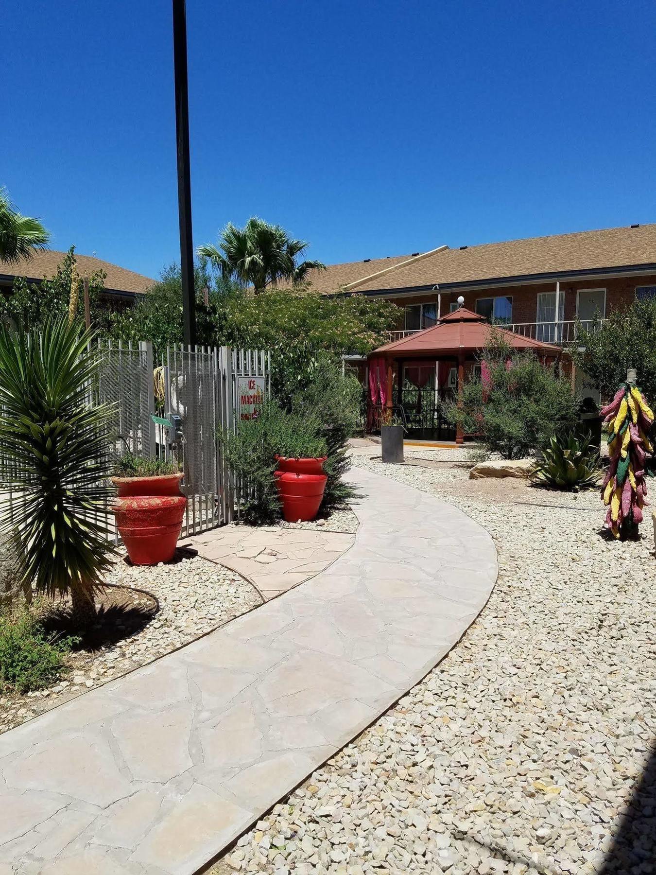 Big Chile Inn & Suites 라스크루시스 외부 사진